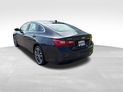 Used 2023 Chevrolet Malibu LT w/ Driver Confidence Package FWD image 8