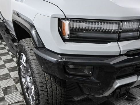 New 2025 GMC Hummer EV 3X w/ LPO, Cargo Utility Package image 29