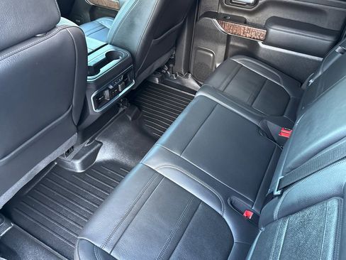 Used 2020 GMC Sierra 2500 Denali w/ Denali Ultimate Package image 13