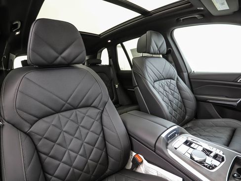New 2026 BMW X5 xDrive40i AWD/4WD image 32
