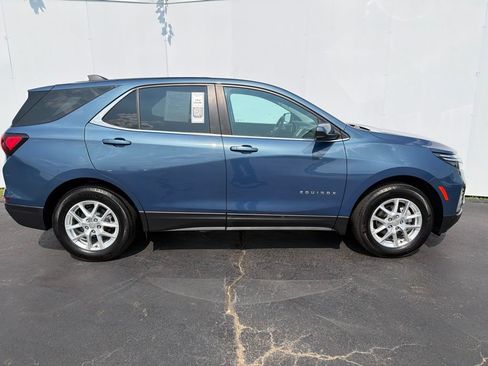 Used 2024 Chevrolet Equinox LT w/ LPO, Floor Liner Package FWD image 2