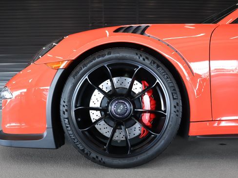 Used 2016 Porsche 911 GT3 RS image 12