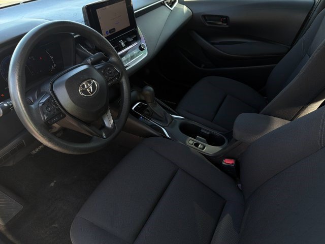 Used 2026 Toyota Corolla LE FWD image 11