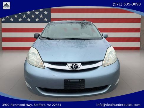 Used 2006 Toyota Sienna XLE Limited FWD image 2
