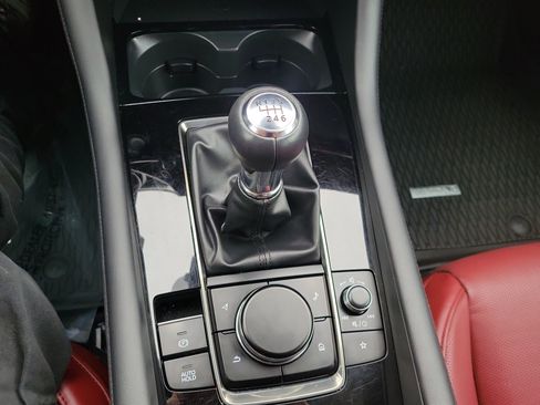 Used 2024 MAZDA MAZDA3 s image 24