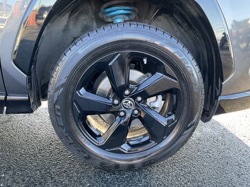 Used 2019 Toyota RAV4 XSE image 15