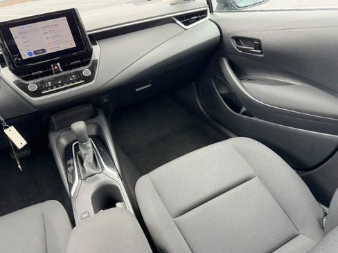 Certified 2025 Toyota Corolla LE image 18