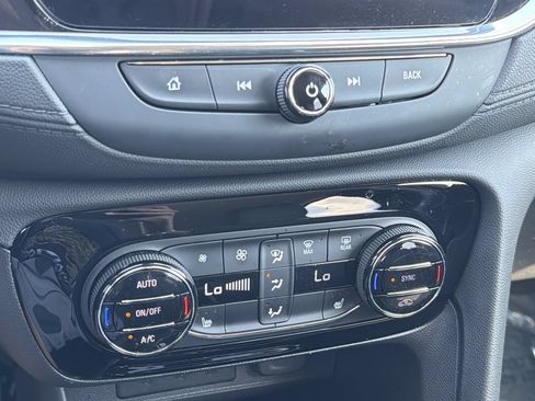 Used 2023 Buick Encore GX Select FWD image 6