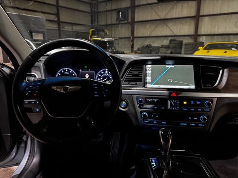 Used 2015 Hyundai Genesis 3.8 w/ Option Group 04 image 29