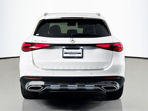 New 2026 Mercedes-Benz GLC 300 image 3