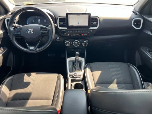 Used 2023 Hyundai Venue Limited w/ Cargo Package FWD image 12