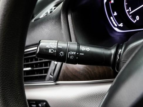 Used 2020 Honda Accord EX image 35