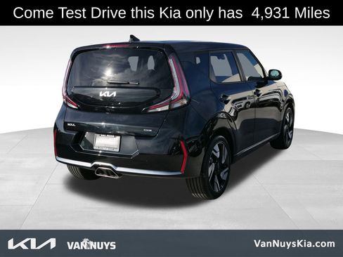 Used 2023 Kia Soul GT-Line w/ GT-Line Technology Package image 2