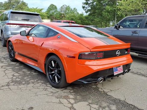 Used 2024 Nissan Z Performance w/ Heritage Edition RWD image 4