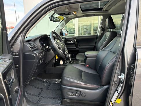 Used 2019 Toyota 4Runner TRD Off-Road Premium image 9