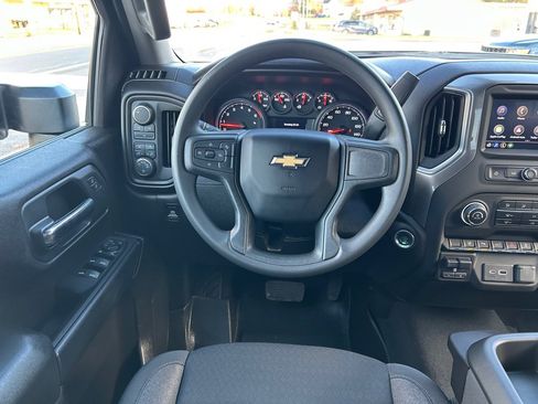 Used 2024 Chevrolet Silverado 2500 Custom w/ Custom Value Package image 32