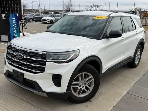 New 2026 Ford Explorer Active image 36