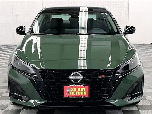New 2026 Nissan Altima 2.5 SR FWD image 16