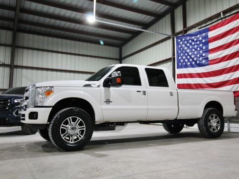 Used 2015 Ford F350 Platinum AWD/4WD image 4