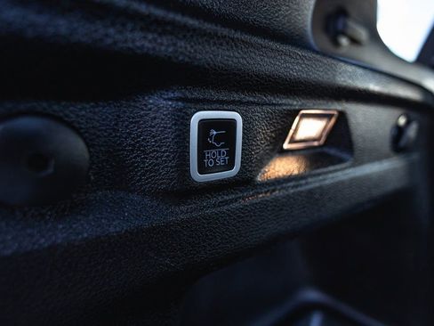 Used 2024 Jeep Grand Cherokee L Limited w/ Luxury Tech Group II image 46