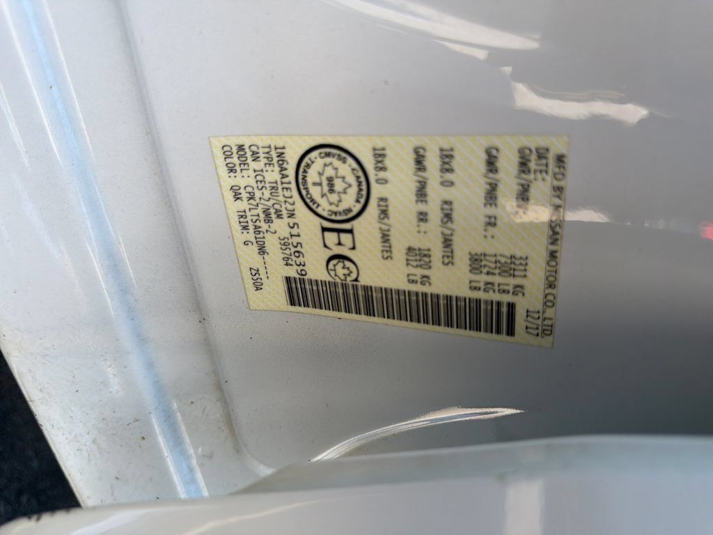 Used 2018 Nissan Titan SV AWD/4WD image 16