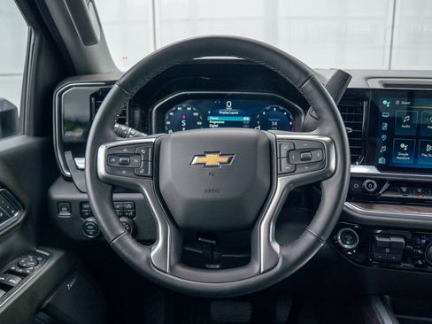Used 2024 Chevrolet Silverado 3500 LTZ w/ LTZ Convenience Package AWD/4WD image 21