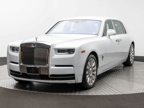 Used 2020 Rolls-Royce Phantom Extended Wheelbase RWD image 1