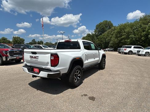 New 2025 GMC Canyon AT4 w/ AT4X Package image 6