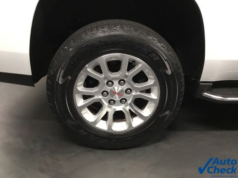 Used 2017 GMC Yukon SLT image 21