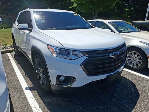 Used 2021 Chevrolet Traverse RS AWD/4WD image 3