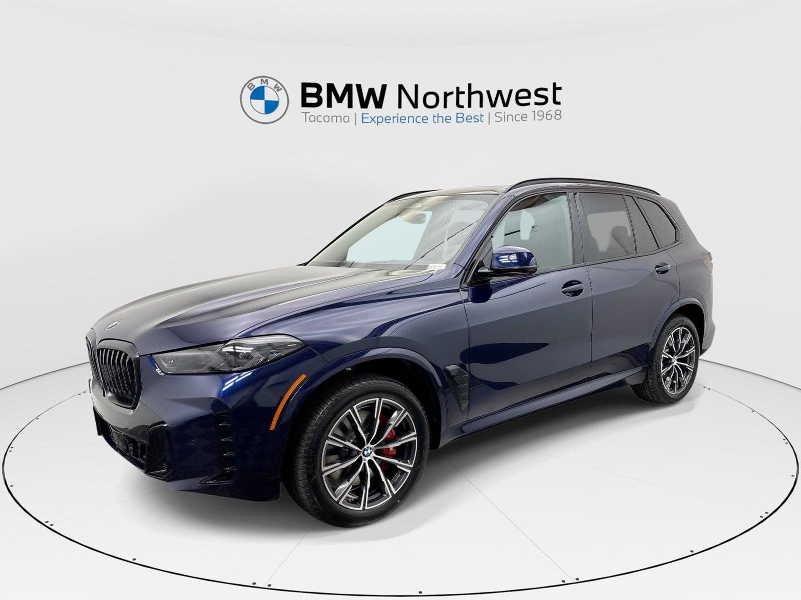New 2026 BMW X5 xDrive40i w/ M Sport Package AWD/4WD image 1
