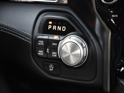 Used 2025 RAM 1500 Limited image 31