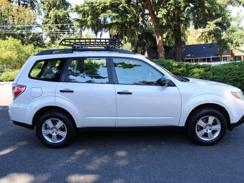 Used 2011 Subaru Forester 2.5X image 11