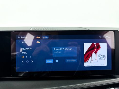 Used 2025 Hyundai Santa Fe SEL FWD image 21