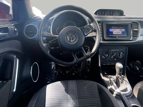 Used 2013 Volkswagen Beetle 2.0T FWD image 5