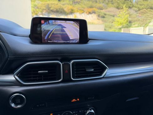 Used 2017 MAZDA CX-5 Touring FWD image 10