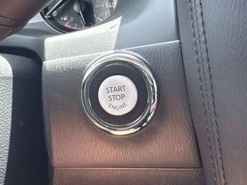 Certified 2024 Nissan Armada SV image 37