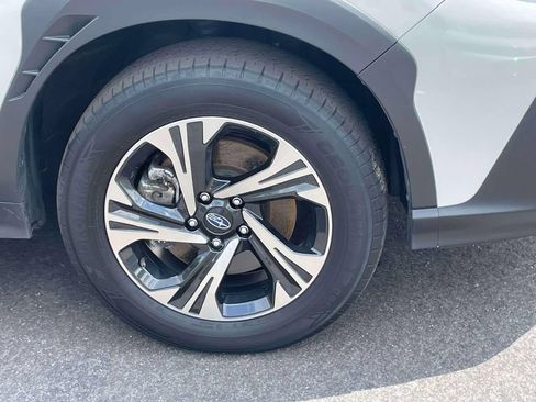 Used 2024 Subaru Crosstrek 2.0i Premium AWD/4WD image 7