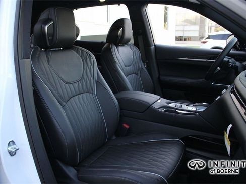 Certified 2026 INFINITI QX60 Autograph w/ Dark Cargo Package image 14