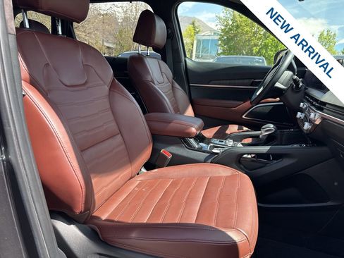 Used 2025 Kia Telluride SX Prestige image 9