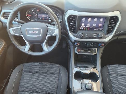 Used 2023 GMC Acadia SLE image 28