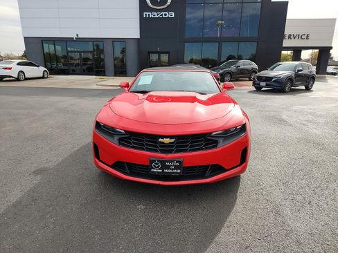 Used 2023 Chevrolet Camaro LT image 2