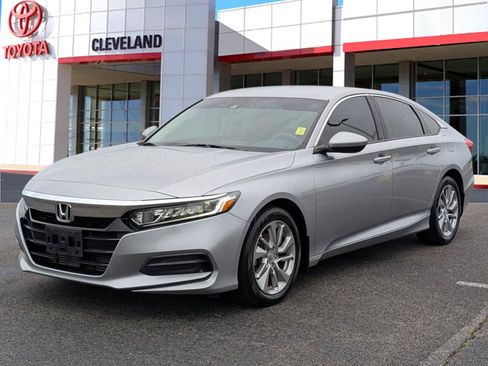 Used 2018 Honda Accord LX image 4