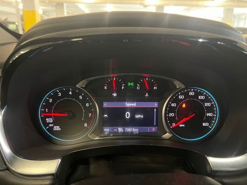 Used 2023 Chevrolet Traverse LT AWD/4WD image 10
