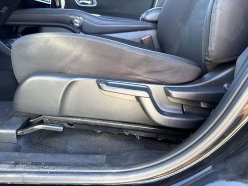 Used 2017 Honda HR-V EX image 9