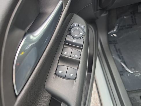 Certified 2025 Buick Envista Preferred FWD image 16
