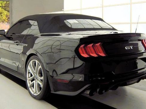 Used 2022 Ford Mustang GT Premium RWD image 2
