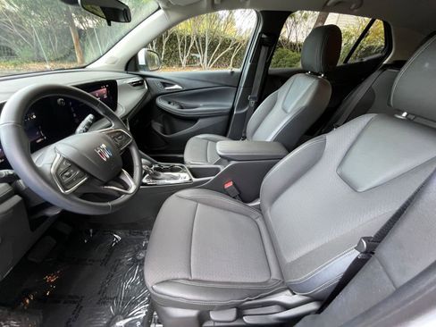 Used 2025 Buick Encore GX Preferred image 24