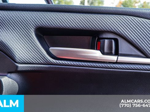 Used 2025 Toyota Camry SE image 51