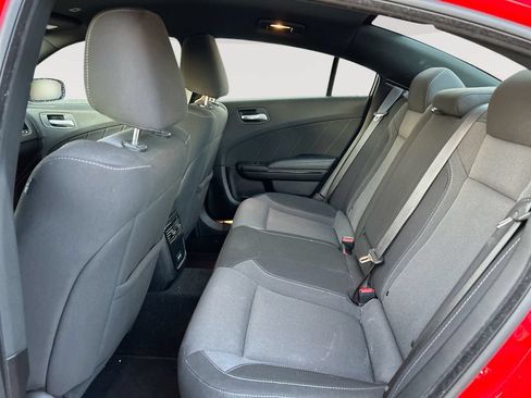 Used 2021 Dodge Charger SXT w/ Blacktop Package AWD/4WD image 26